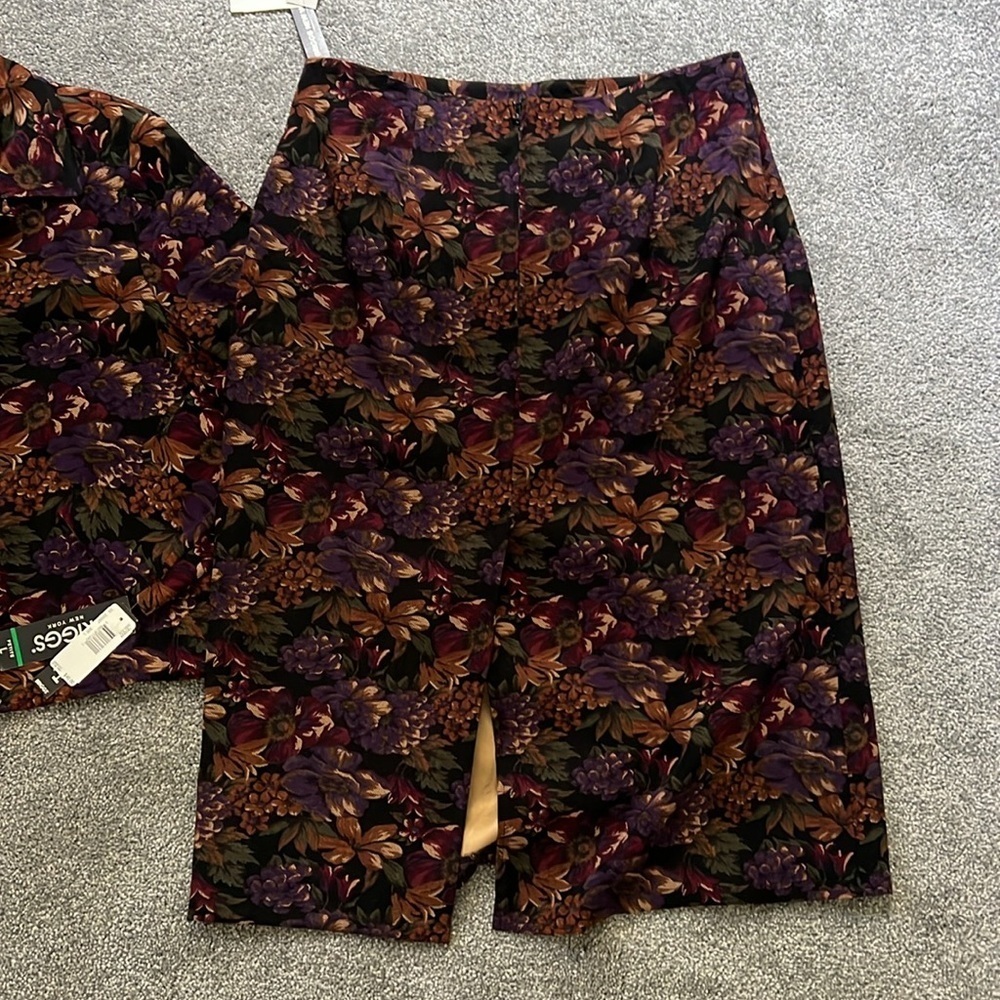 Briggs New York Purple and Brown Floral Jacket & Skirt Coord Set - Picture 9 of 10